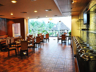 Jade Beach Resort Tirupporur Екстер'єр фото