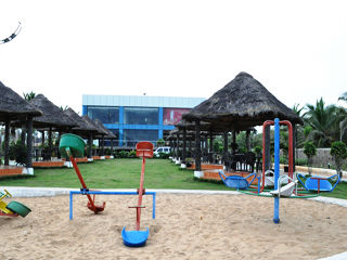 Jade Beach Resort Tirupporur Екстер'єр фото