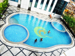 Jade Beach Resort Tirupporur Екстер'єр фото